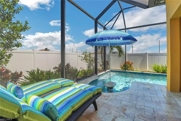 109 38th Pl, Cape Coral, Florida 33993