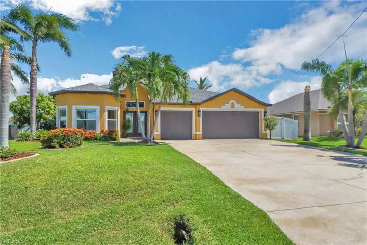 109 38th Pl, Cape Coral, Florida 33993