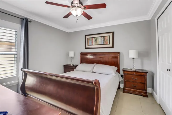 109 38th Pl, Cape Coral, Florida 33993