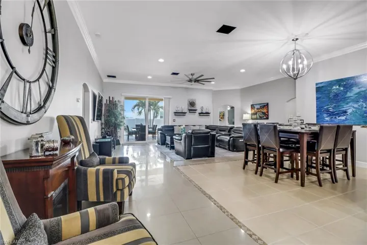109 38th Pl, Cape Coral, Florida 33993