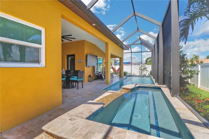 109 38th Pl, Cape Coral, Florida 33993