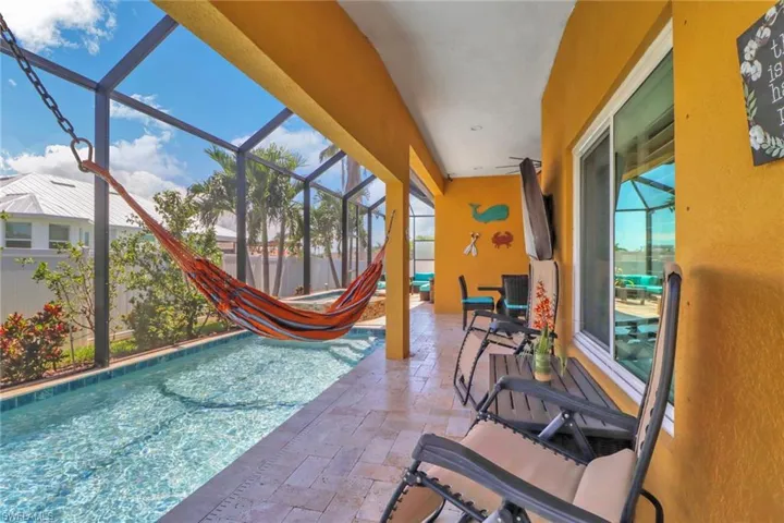 109 38th Pl, Cape Coral, Florida 33993