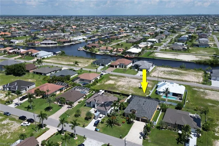 109 38th Pl, Cape Coral, Florida 33993