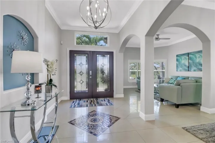 109 38th Pl, Cape Coral, Florida 33993
