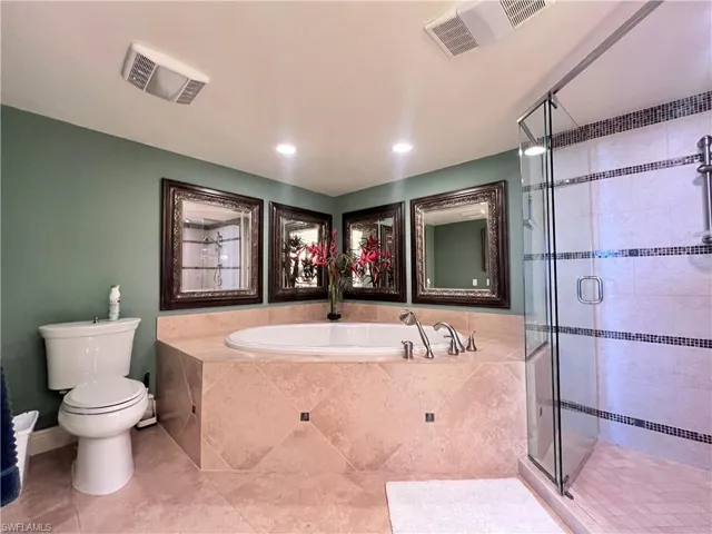 5601 Turtle Bay Dr W 602, Naples, Florida 34108