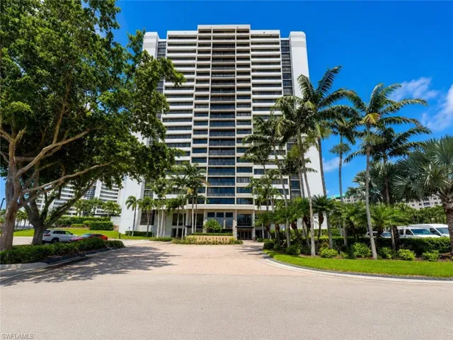 Welcome to the Stratford at Pelican Bay