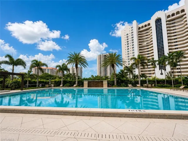 5601 Turtle Bay Dr W 602, Naples, Florida 34108