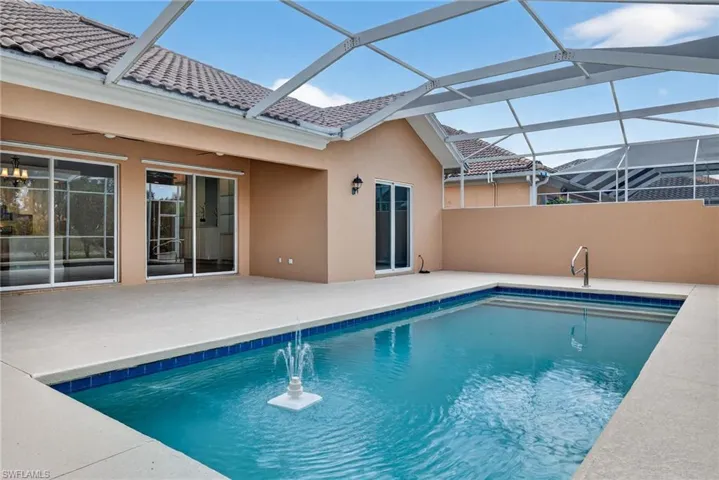 Pool - Outdoor Entertainment