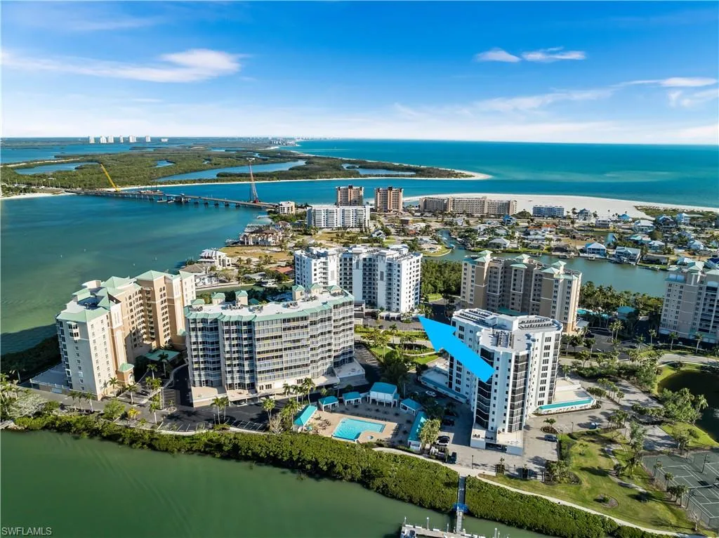 4142 Bay Beach LN, Fort Myers Beach, FL 33931,224032061