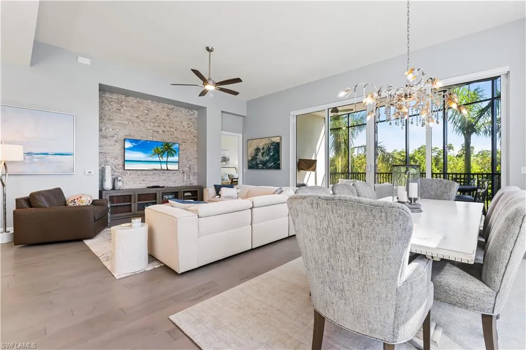 4142 Bay Beach LN, Fort Myers Beach, FL 33931,224032061