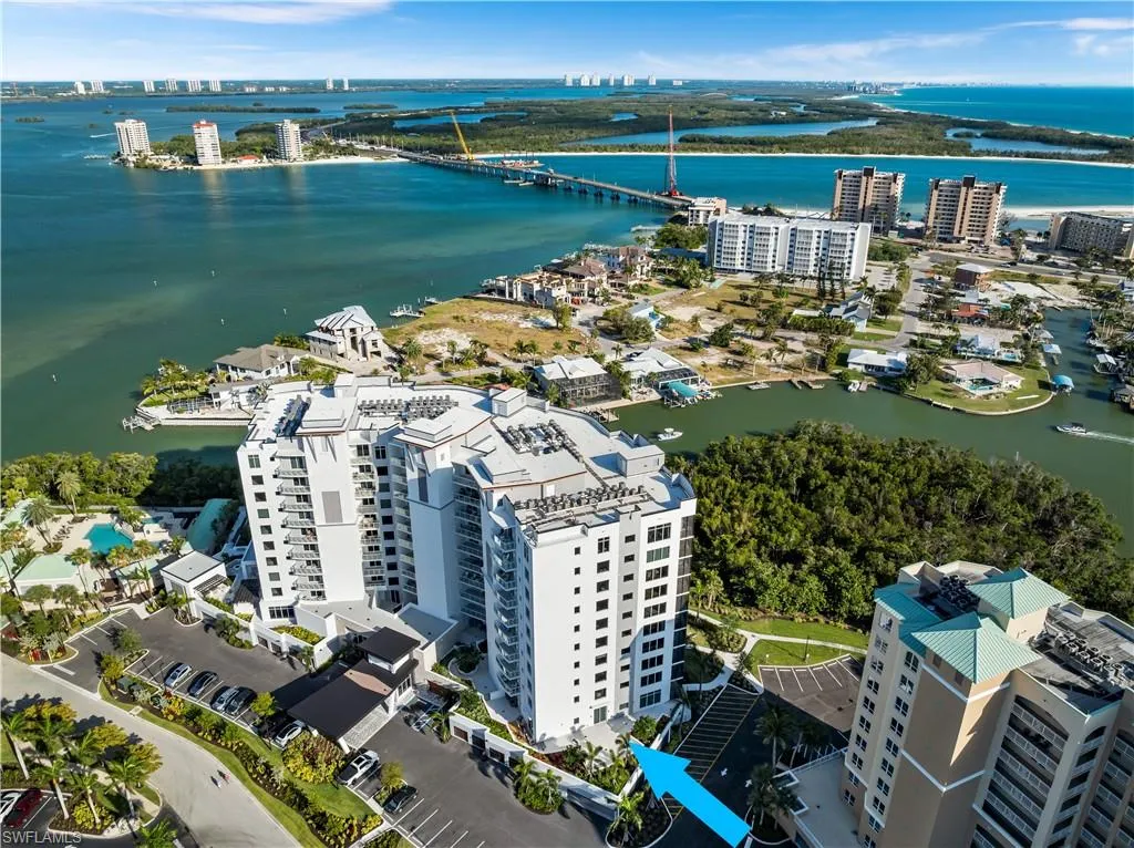 4142 Bay Beach LN, Fort Myers Beach, FL 33931,224032061