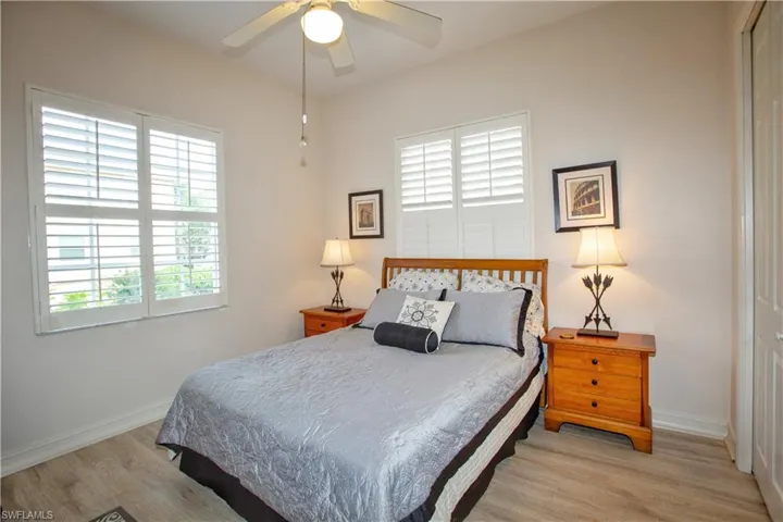 825  Bentwater  CIR, Naples, FL 34108