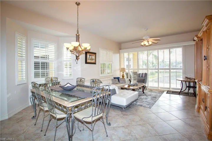 825  Bentwater  CIR, Naples, FL 34108