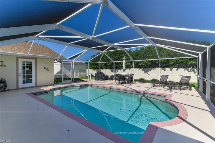 4020 Sw 2nd Ave, Cape Coral, Florida 33914