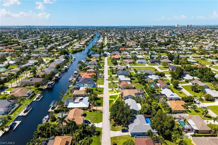 4020 Sw 2nd Ave, Cape Coral, Florida 33914