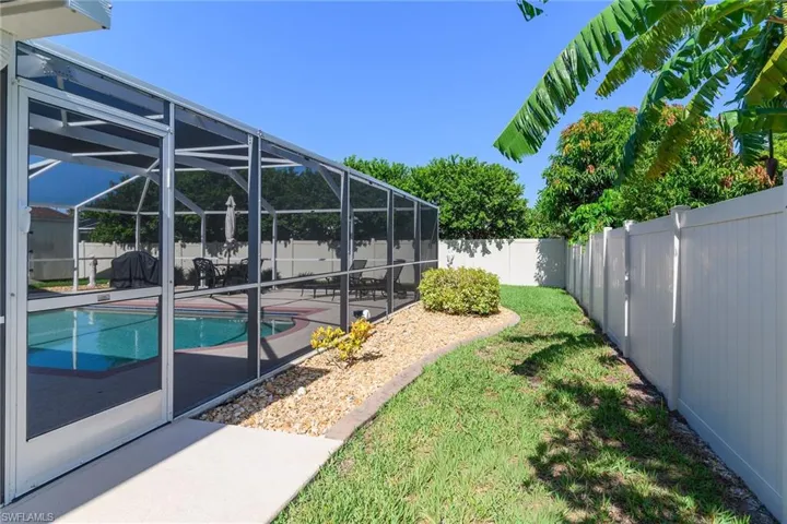 4020 Sw 2nd Ave, Cape Coral, Florida 33914