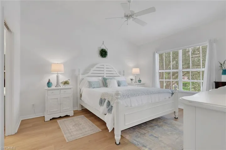 680 Wiggins Lake Dr 202, Naples, Florida 34110