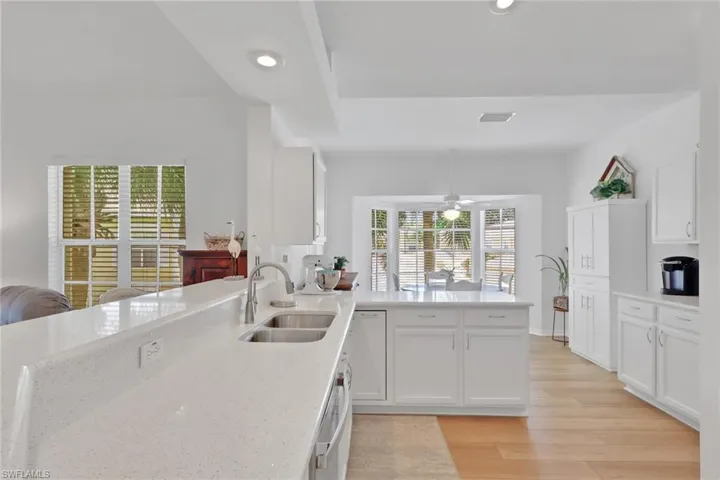 680 Wiggins Lake Dr 202, Naples, Florida 34110
