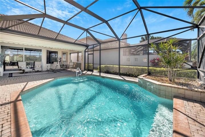 6039 Fairway CT, NAPLES FL 34110