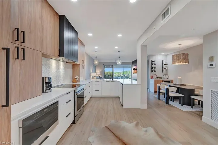 Open Kitchen