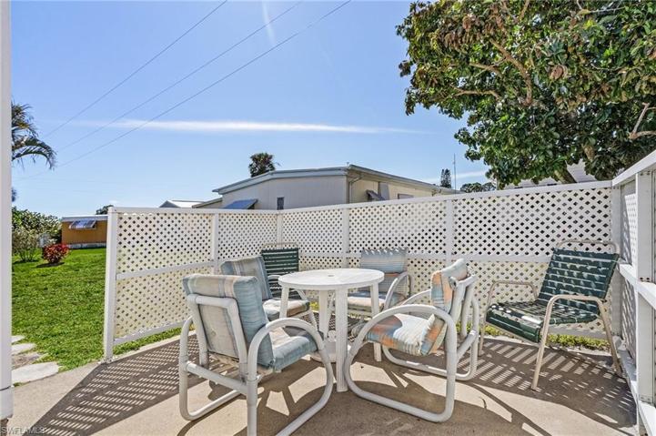 305  Twig N CT, North Fort Myers, FL 33917
