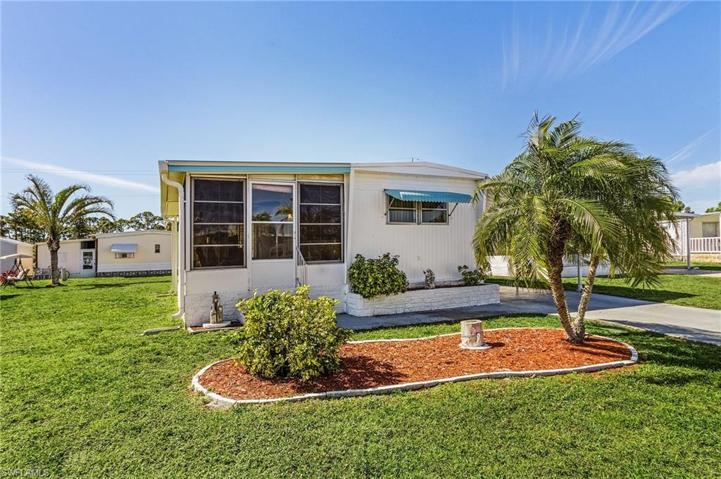 305  Twig N CT, North Fort Myers, FL 33917
