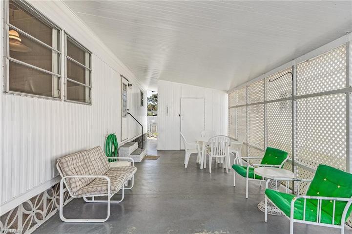 305  Twig N CT, North Fort Myers, FL 33917