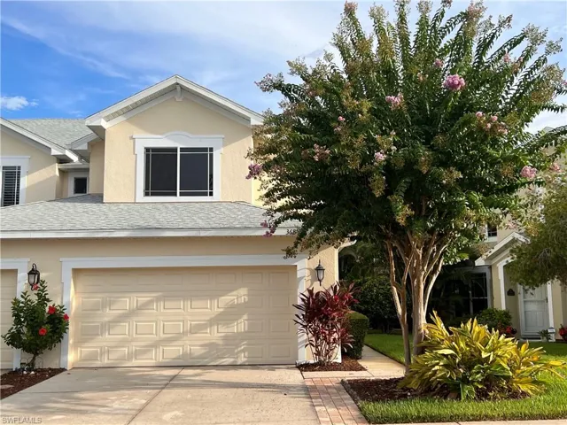 2 CAR GARAGE TOWNHOME