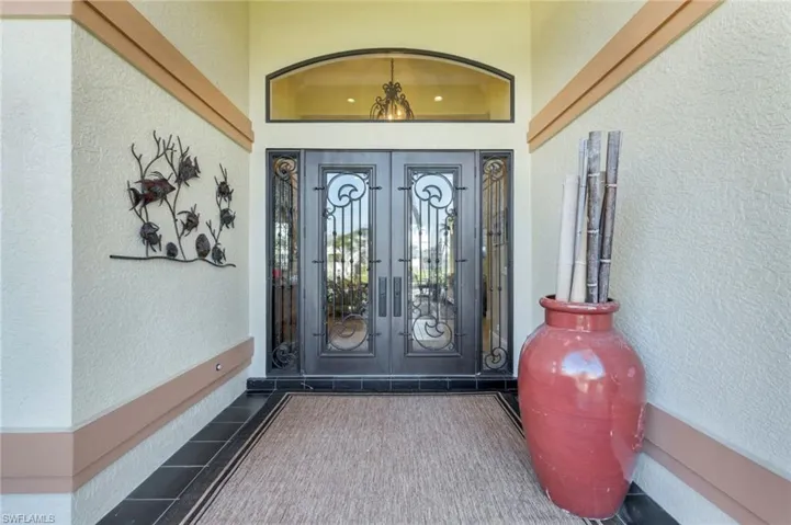 Kooglers design team started with these custom front entryway doors