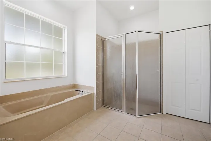 2645 12th Ave Se, Naples, Florida 34117