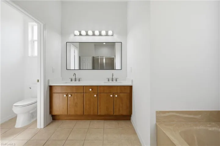 2645 12th Ave Se, Naples, Florida 34117