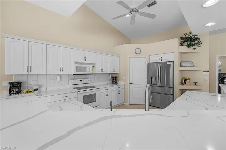 1210 Se 21st Ave, Cape Coral, Florida 33990