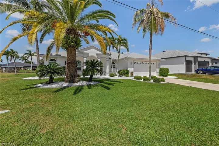 1210 Se 21st Ave, Cape Coral, Florida 33990