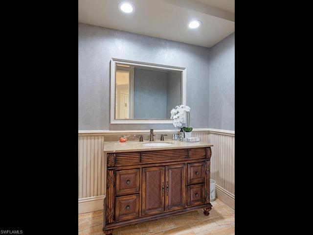Powder Bath