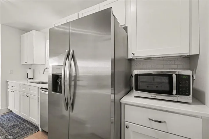 942 Prescott St, Fort Myers Beach, Florida 33931