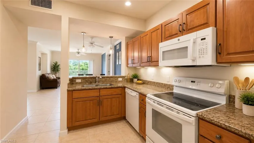 13100 Bella Casa Cir 235, Fort Myers, Florida 33966