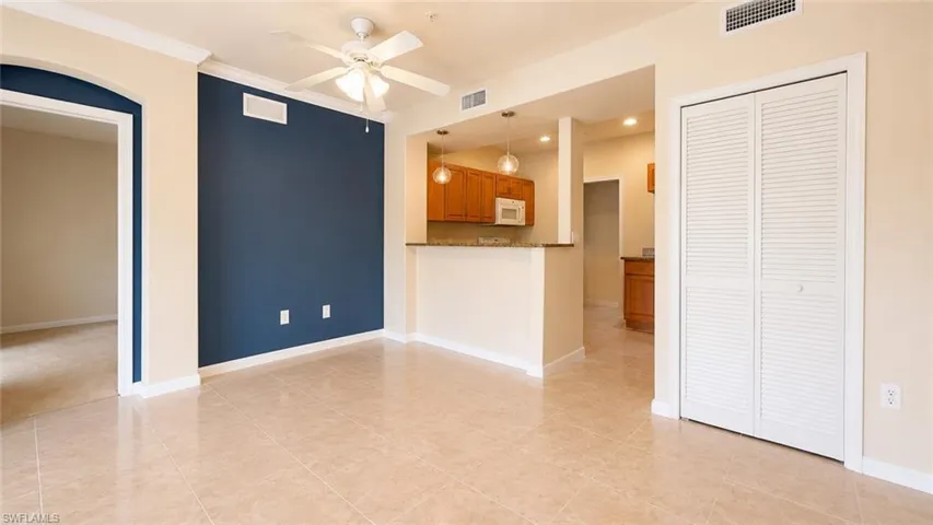 13100 Bella Casa Cir 235, Fort Myers, Florida 33966