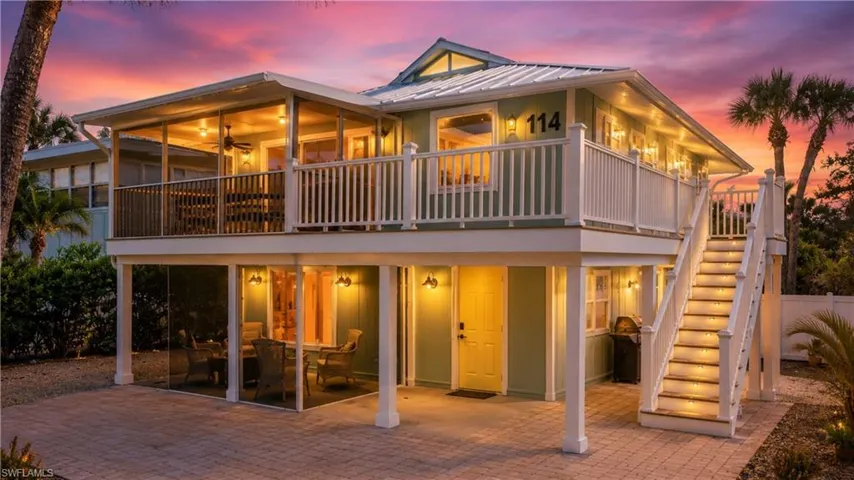 114 Lovers Ln, Fort Myers Beach, Florida 33931