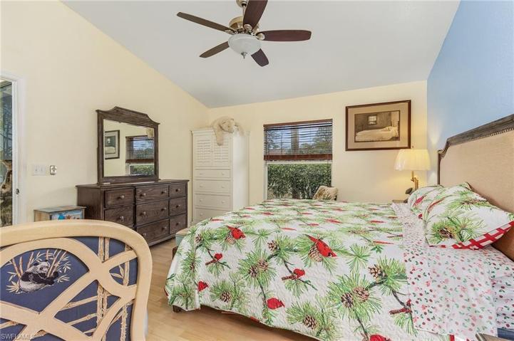 2037  Crown Pointe W BLVD, Naples, FL 34112