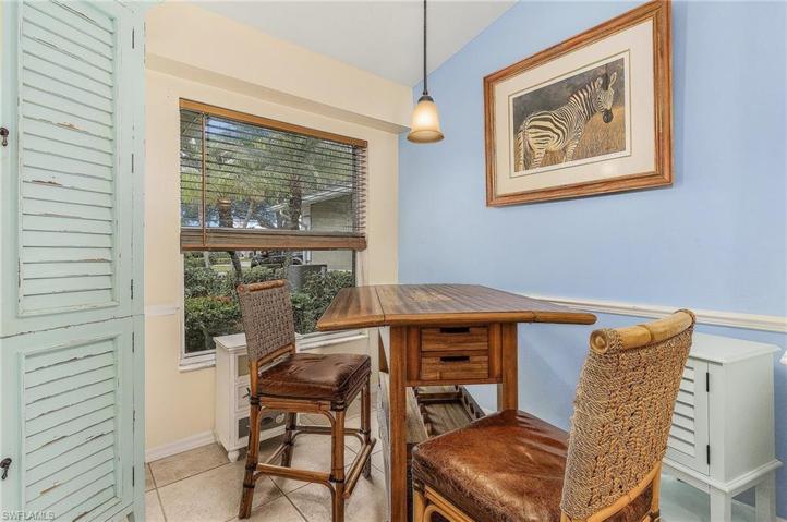 2037  Crown Pointe W BLVD, Naples, FL 34112