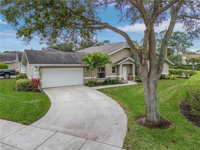 2037  Crown Pointe W BLVD, Naples, FL 34112