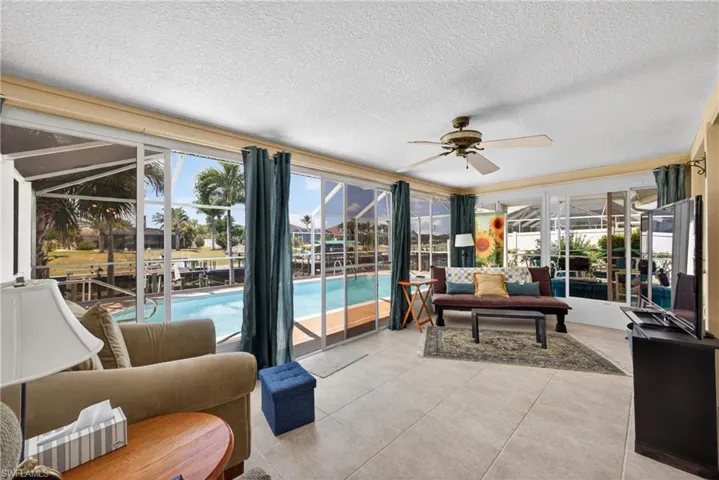 1314 Shelby Pkwy, Cape Coral, Florida 33904