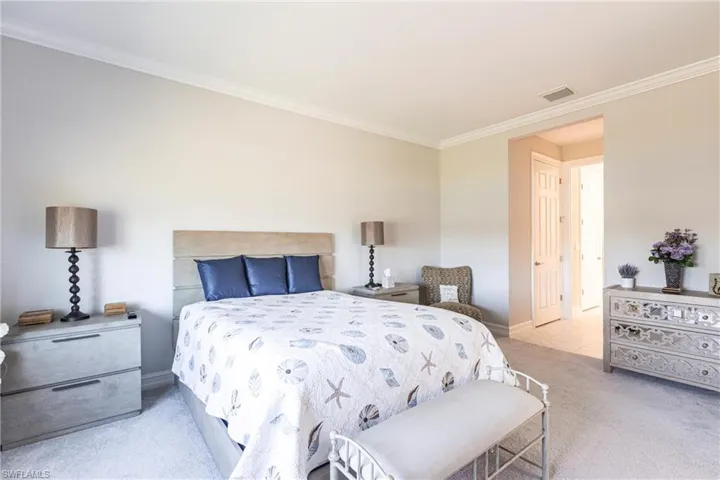 2 Walk-in Closets