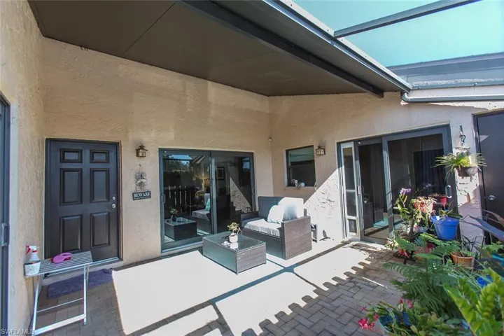View of patio with outdoor lounge area