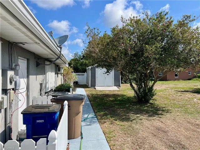 405 Parkside St, Lehigh Acres, Florida 33936