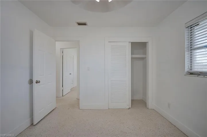 220 Punta Alta Ct, Lehigh Acres, Florida 33936