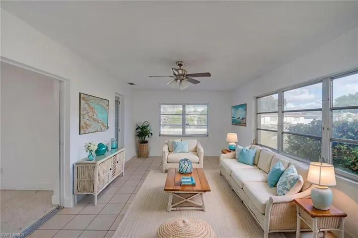 220 Punta Alta Ct, Lehigh Acres, Florida 33936