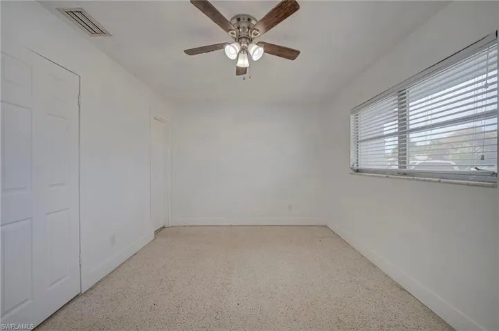 220 Punta Alta Ct, Lehigh Acres, Florida 33936