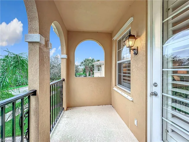 2nd floor suite with Juliet Balcony