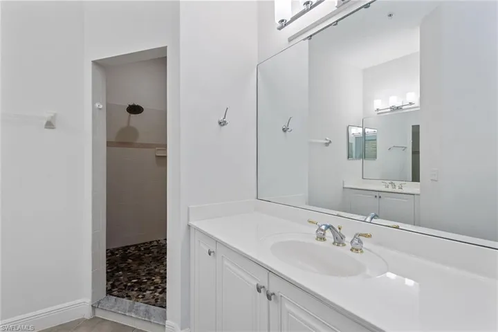 3950  Deer Crossing  CT, Naples, FL 34114